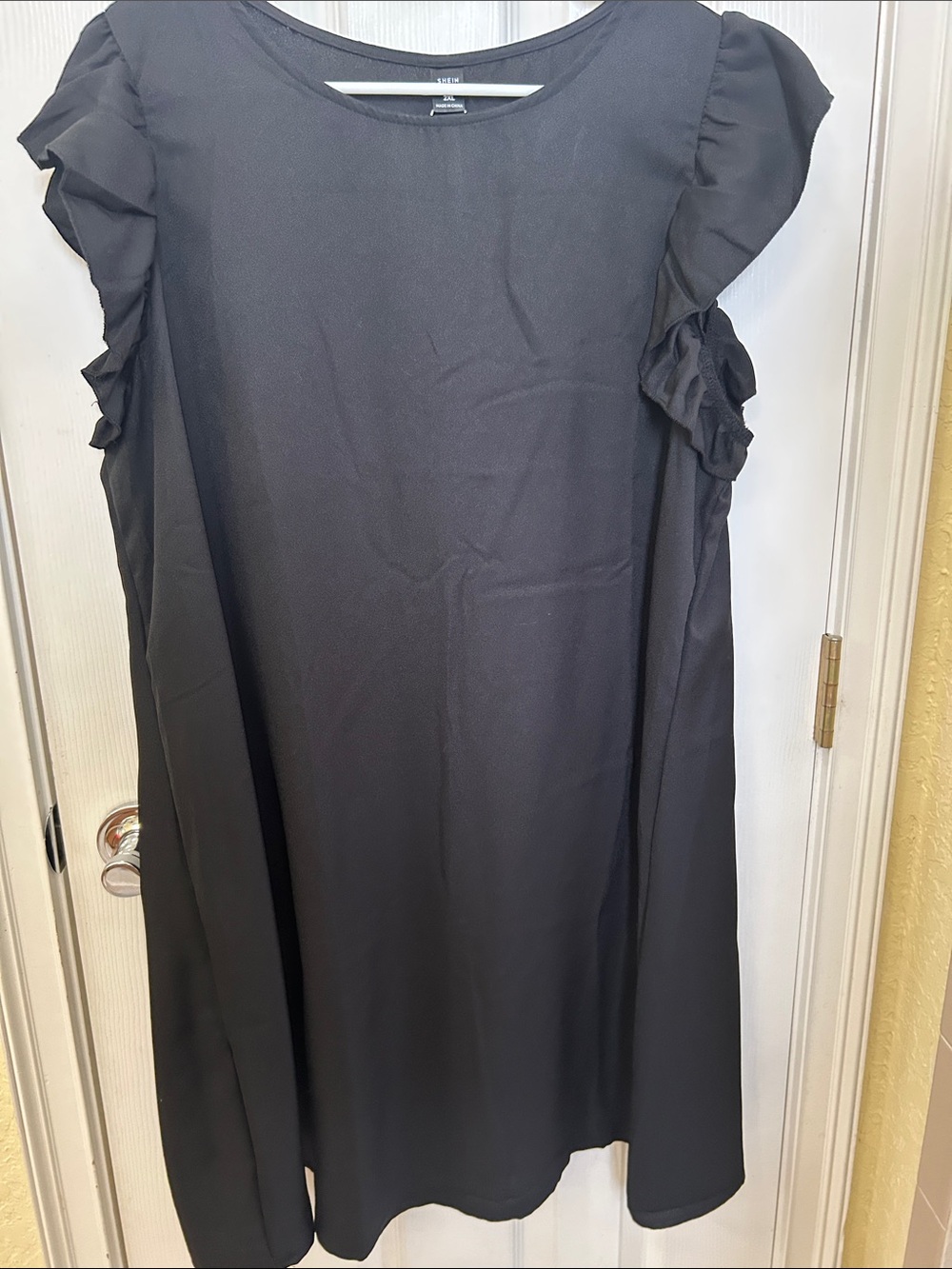 SHEIN Black Ruffle Sleeve A-Line Midi Dress